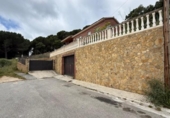 Xalet independent amb terreny en venda a la España, Sant Cebrià de Vallalta, ref.: TR408233 foto