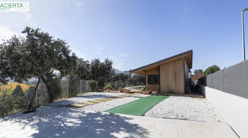 Granada - Марасена - 1331m2