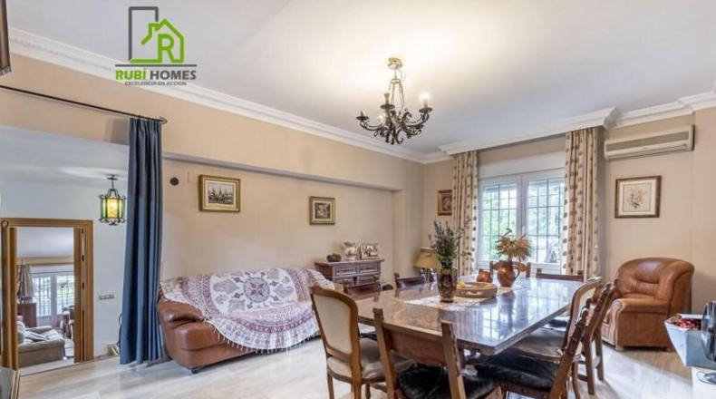 Granada - Gójar - 660m2