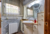 Chalet independiente con terreno en venta en la España, Jorba, ref: TR408329 foto