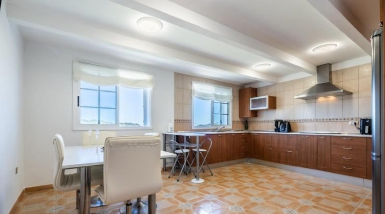 Santa Cruz de Tenerife - San Cristóbal de La Laguna - 430m2