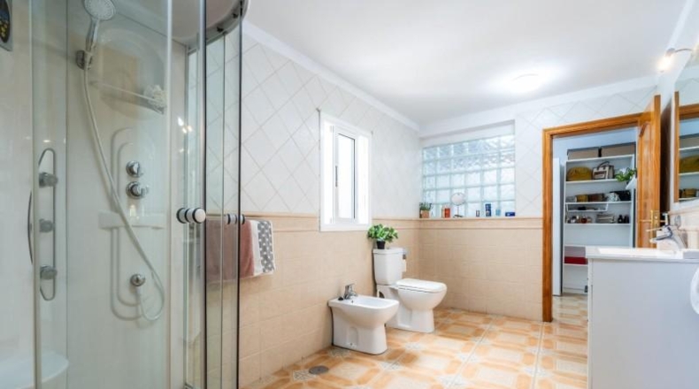 Santa Cruz de Tenerife - San Cristóbal de La Laguna - 430m2