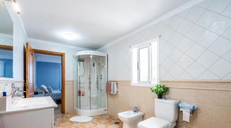 Santa Cruz de Tenerife - San Cristóbal de La Laguna - 430m2
