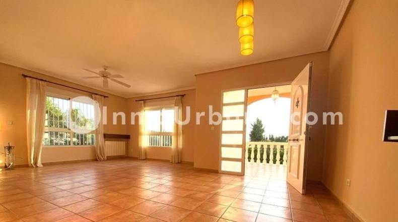 Alicante - Busot - 1285m2