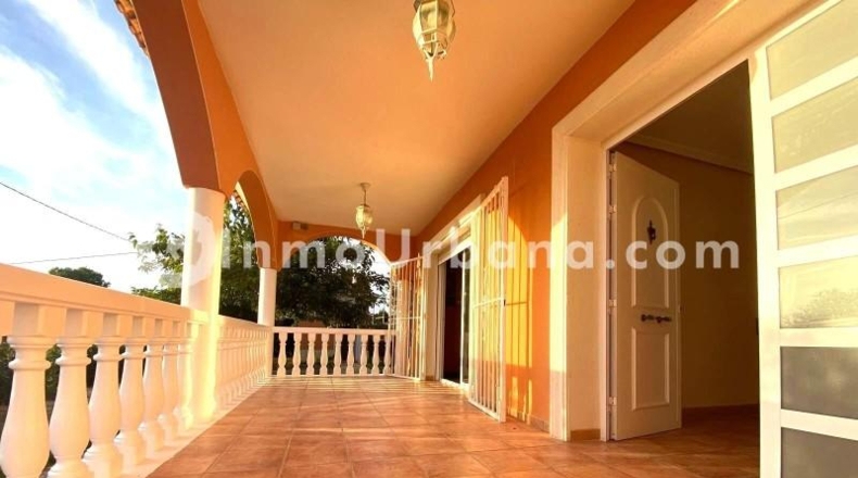 Alicante - Busot - 1285m2