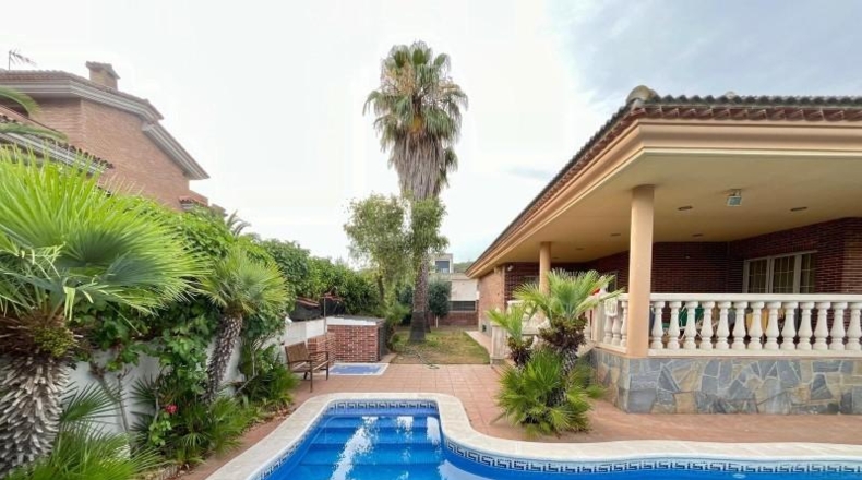 Tarragona - Almoster - 836m2