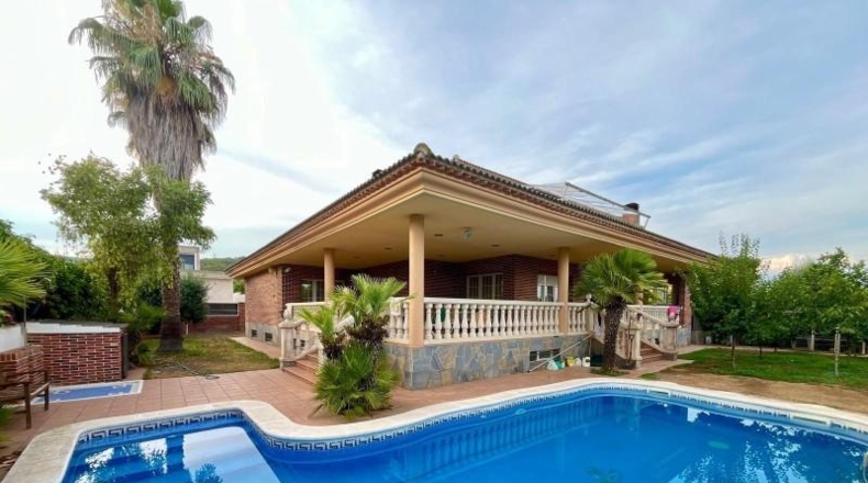 Tarragona - Almoster - 836m2