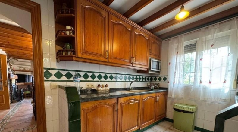 Alicante - San Vicente del Raspeig - 450m2