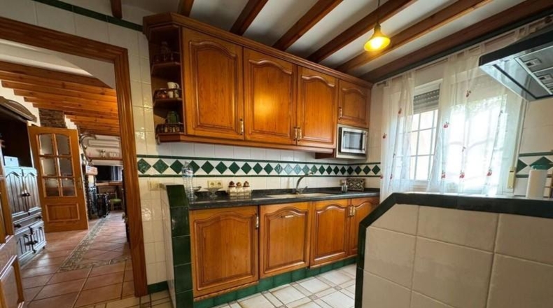 Alicante - San Vicente del Raspeig - 450m2
