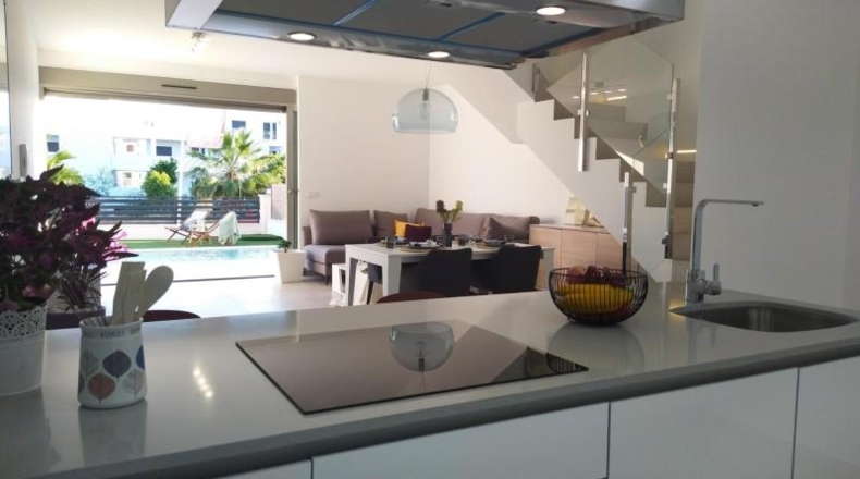 Alicante - Orihuela - 240m2