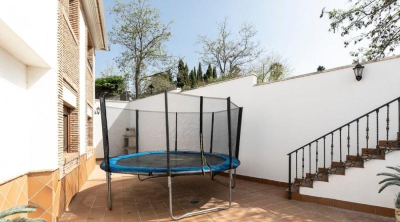 Granada - Huétor Vega - 912m2