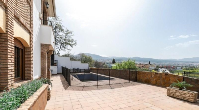 Granada - Huétor Vega - 912m2