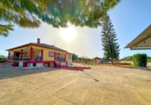 Xalet independent amb terreny en venda a la España, els Poblets, ref.: TR317742 foto