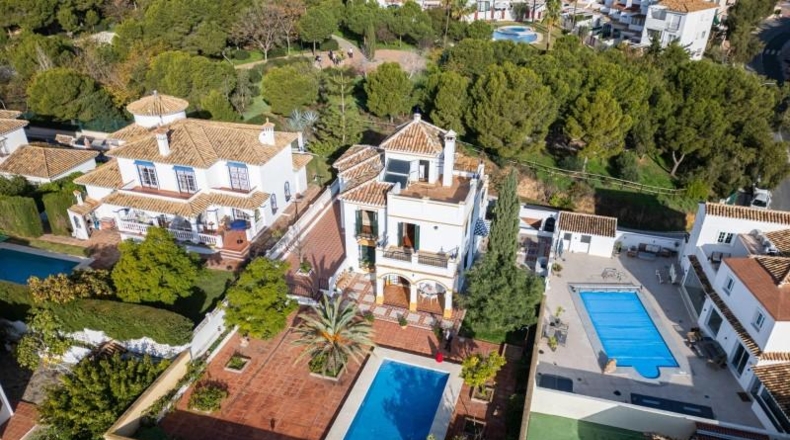 Málaga - Benalmádena - 813m2