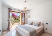 Chalet independiente con terreno en venta en la España, Inca, ref: TR169213 foto