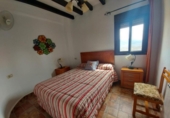 Chalet independiente con terreno en venta en la España, Ugíjar, ref: TR144531 foto