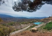 Chalet independiente con terreno en venta en la España, Ugíjar, ref: TR144531 foto