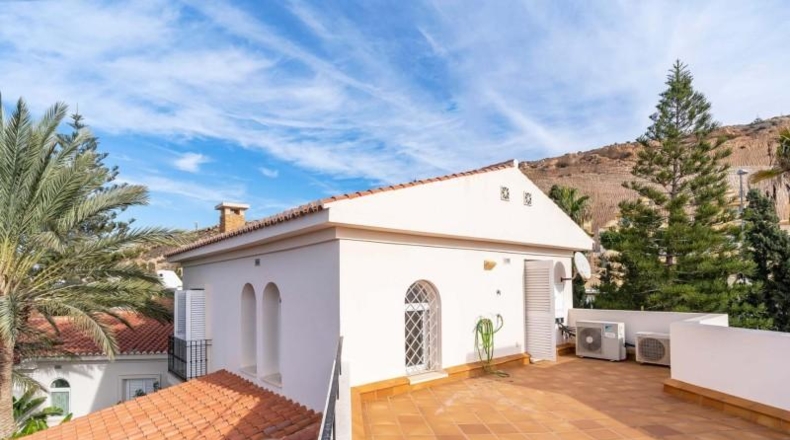 Almería - Almería - 1353m2