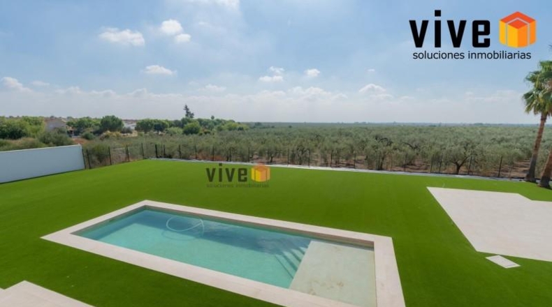 Seville - Espartinas - 2700m2