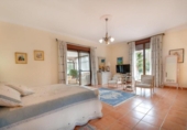 Xalet independent amb terreny en venda a la España, Estepona, ref.: TR150923 foto