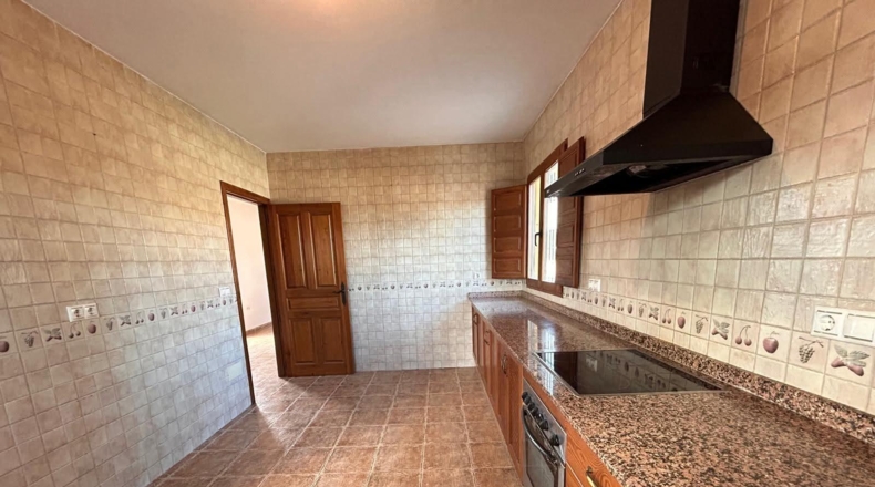 Аликанте - Catral - 306m2
