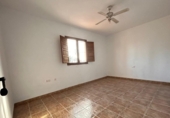 Casa de camp amb terreny en venda a la España, Catral, ref.: TR408346 foto