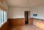 Дом с участком на продажу в городе Bormujos Фото