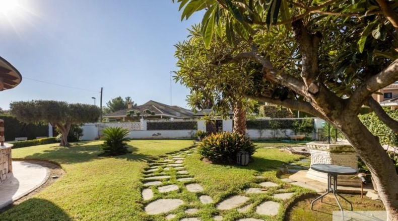 Valencia - l'Eliana - 1242m2