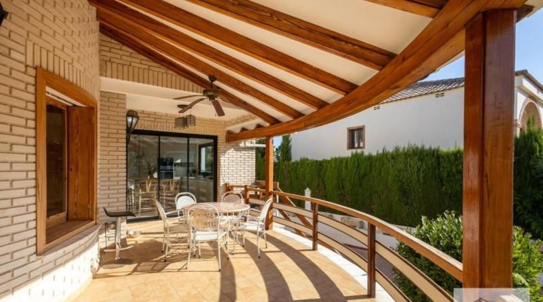 Valencia - l'Eliana - 1242m2