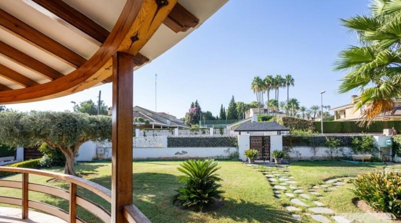 Valencia - l'Eliana - 1242m2