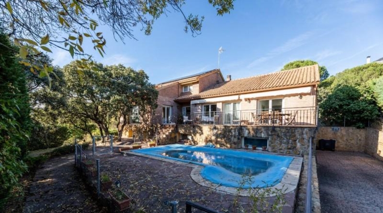 Comunidad de Madrid - Torrelodones - 1518m2