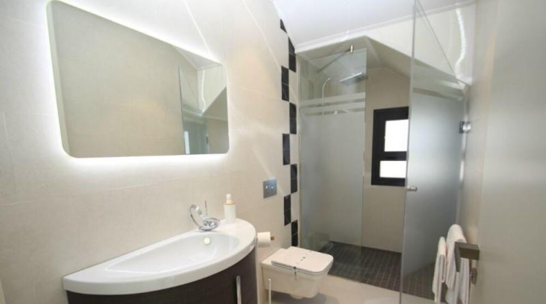 Alicante - Orihuela - 322m2