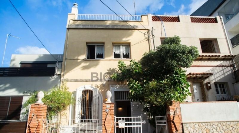 Barcelona - Esplugues de Llobregat - 260m2