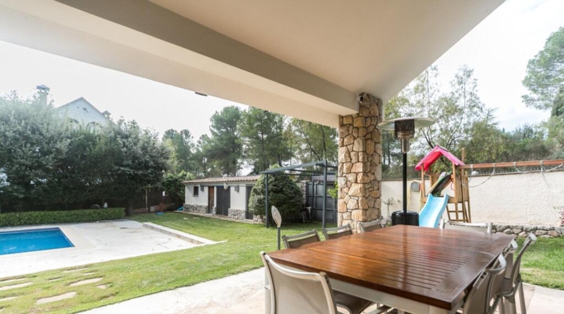 Barcelona - Pallejà - 550.65m2