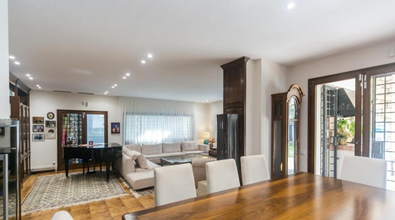 Barcelona - Pallejà - 550.65m2