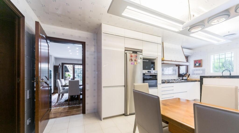 Barcelona - Pallejà - 550.65m2