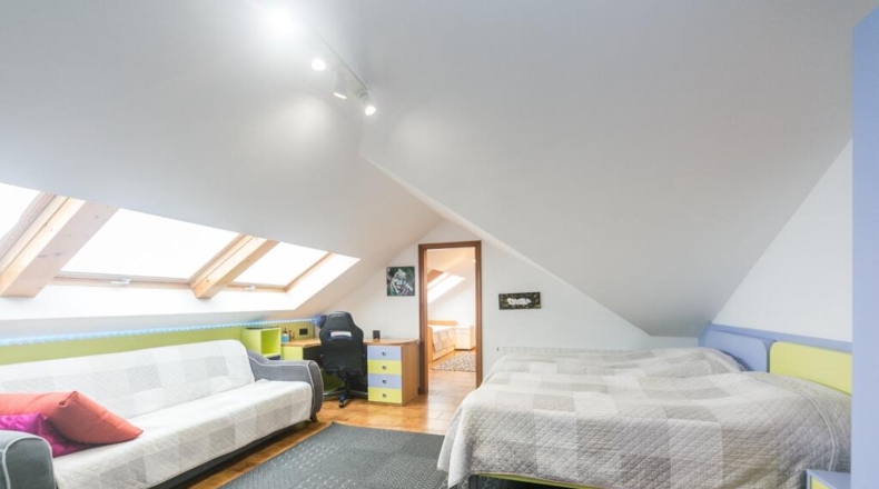 Barcelona - Pallejà - 550.65m2