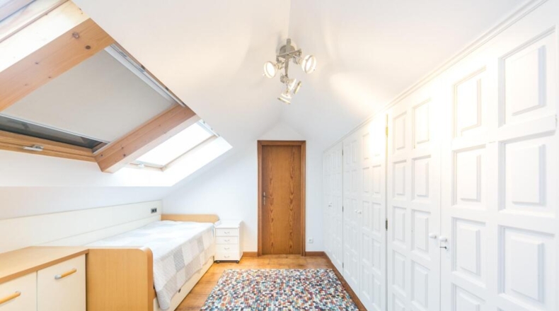 Barcelona - Pallejà - 550.65m2
