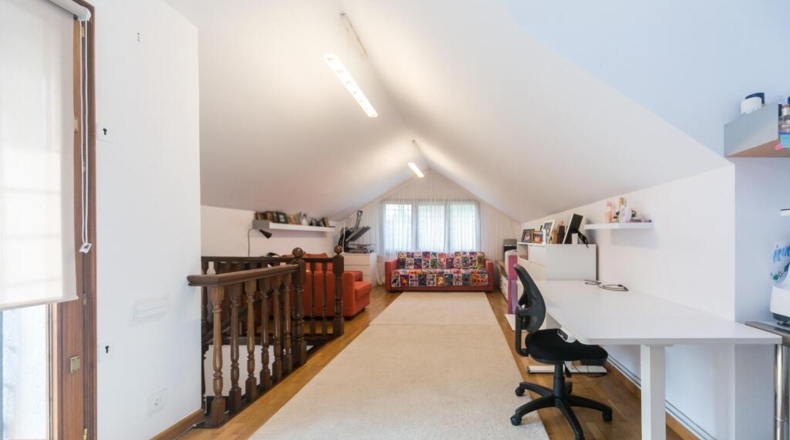 Barcelona - Pallejà - 550.65m2
