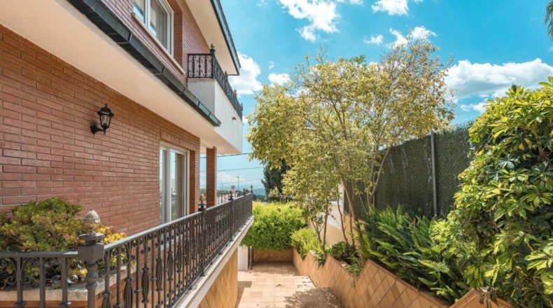 Barcelona - Pallejà - 441m2