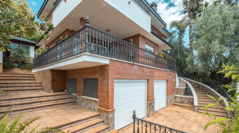 Barcelona - Pallejà - 441m2