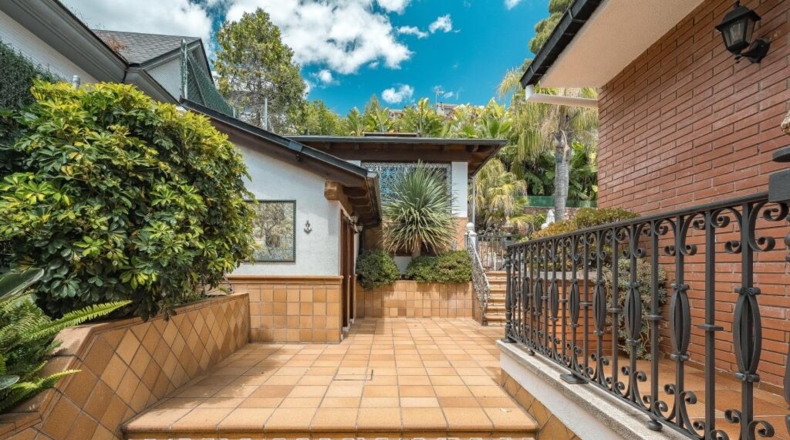 Barcelona - Pallejà - 441m2