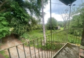 Дом с участком на продажу в городе Оренсе. Фото
