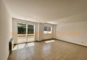 Chalet independiente con terreno en alquiler en la España, Torrent, ref: TR362686 foto