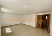 Chalet independiente con terreno en alquiler en la España, Torrent, ref: TR362686 foto