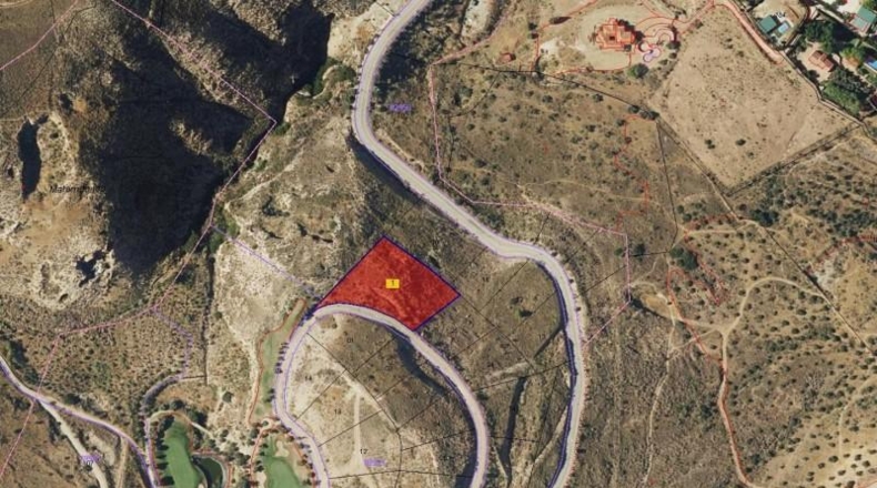 Málaga - Antequera - 2397m2