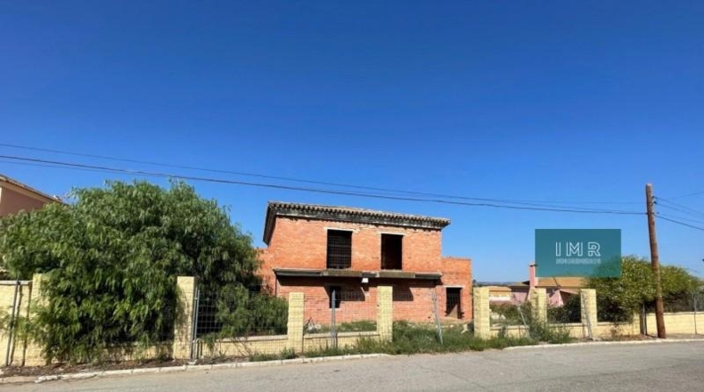 Sevilla - Castilblanco de los Arroyos - 729m2