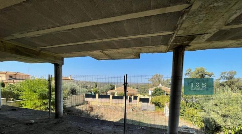 Sevilla - Castilblanco de los Arroyos - 729m2
