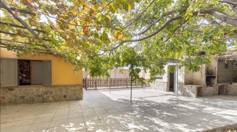 Granada - Alhendín - 1984m2