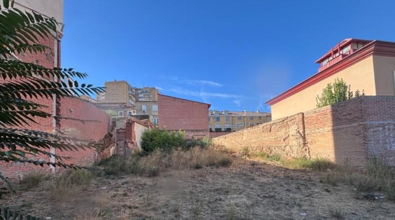 Guadalajara - Guadalajara - 303m2